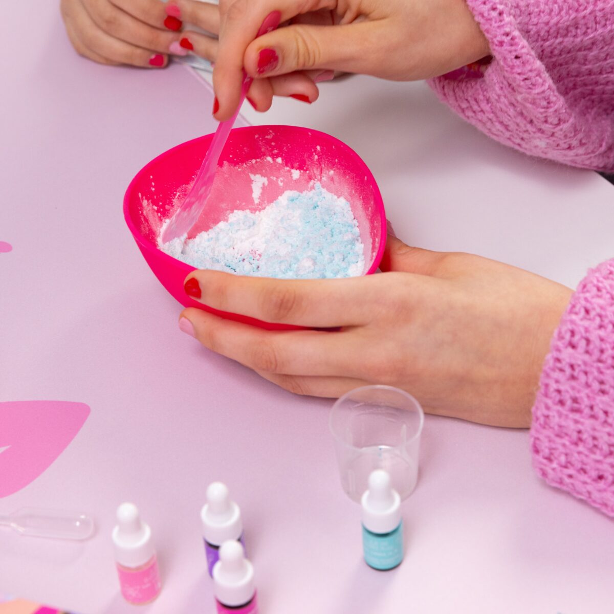 TOPModel set de bombas de baño DIY BEAUTY and ME - Imagen 7